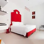 Opera Relais De Charme - Aparthotel